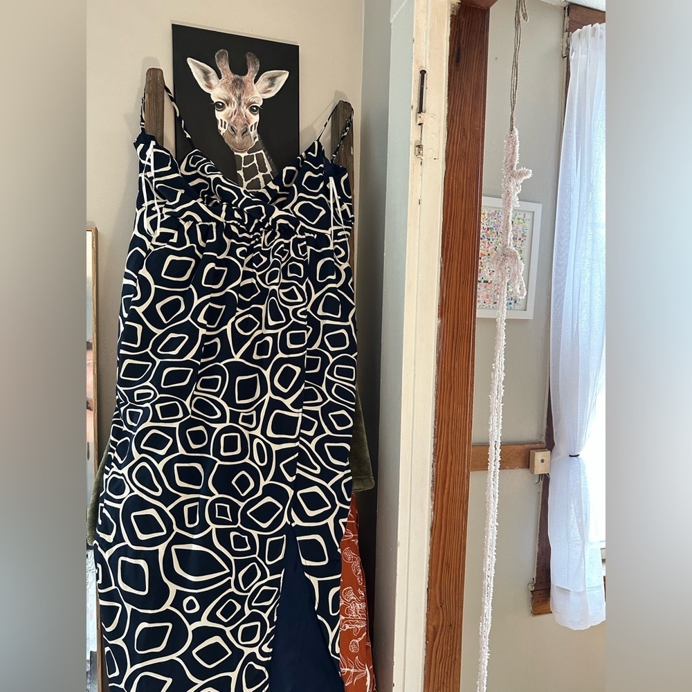 Blue abstract midi dress